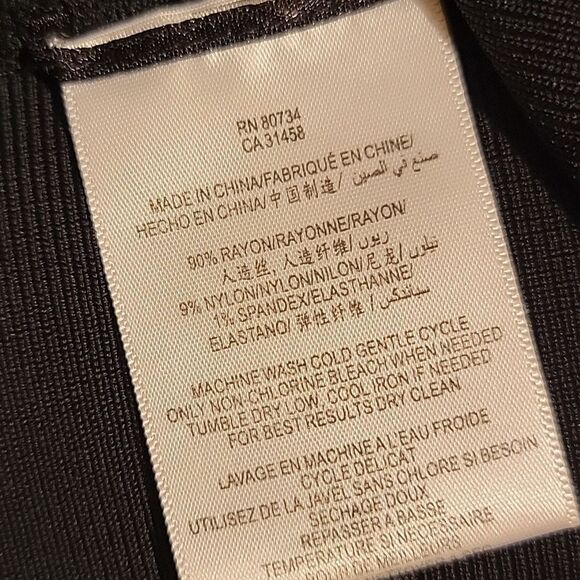 BCBGMaxAzria Black Bandage Skirt Sz Med - Picture 6 of 6